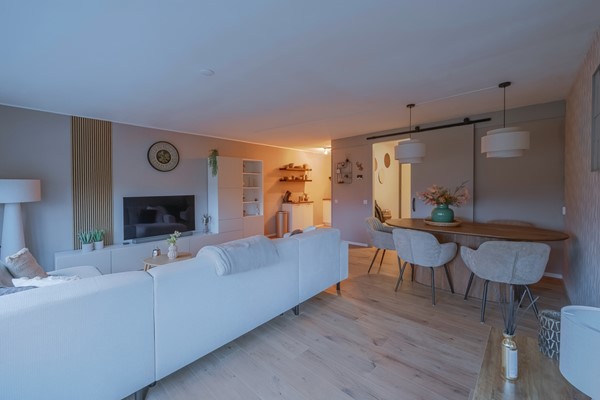 Medium property photo - Lokkertsemolenweg 48, 3194 WC Hoogvliet Rotterdam